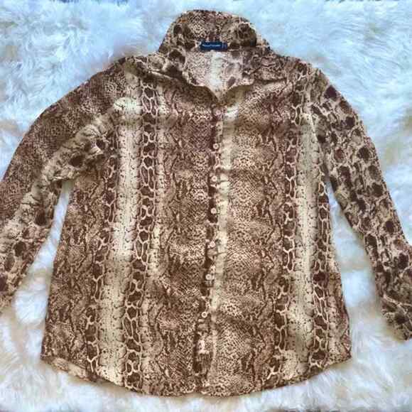 PRETTYLITTLETHING Chiffon Snakeprint Button Up Blouse Relaxed Cocktail Brown - Picture 4 of 8